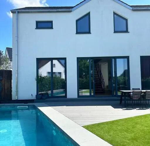 Modernes Offenes Haus Semesterbostad *